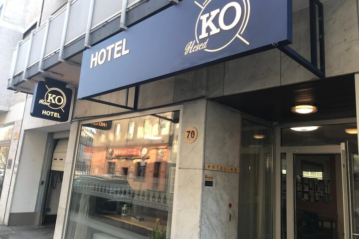 Hotel 16 of 17