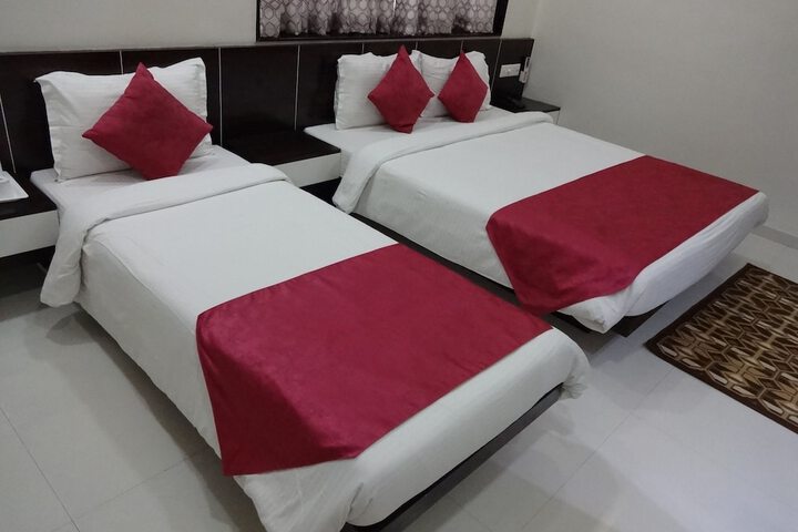 Room 27 of 51