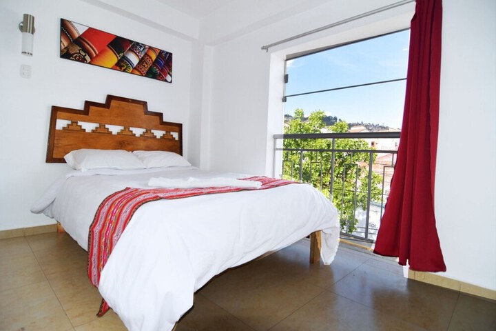 Room 10 of 24
