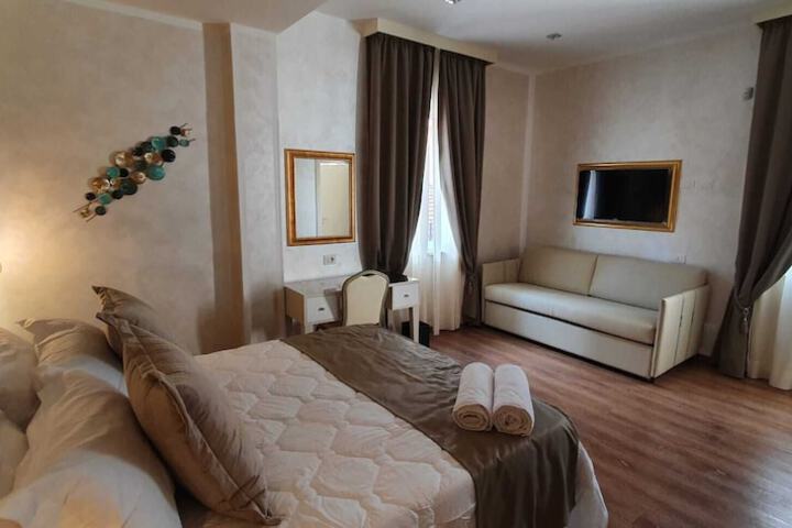 Room 15 of 138