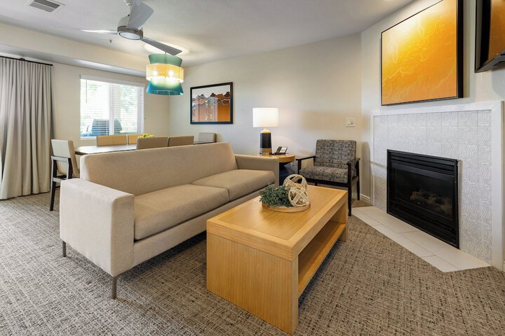 Room 7 of 26