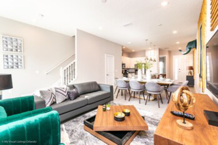 Upscale Townhome W / Pool Access 5 Mi. To Disney