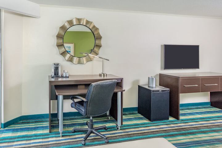 Room 9 of 46