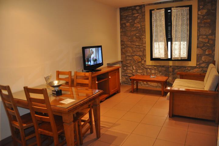 Room 10 of 18
