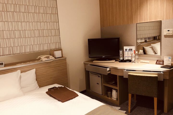 Room 10 of 53