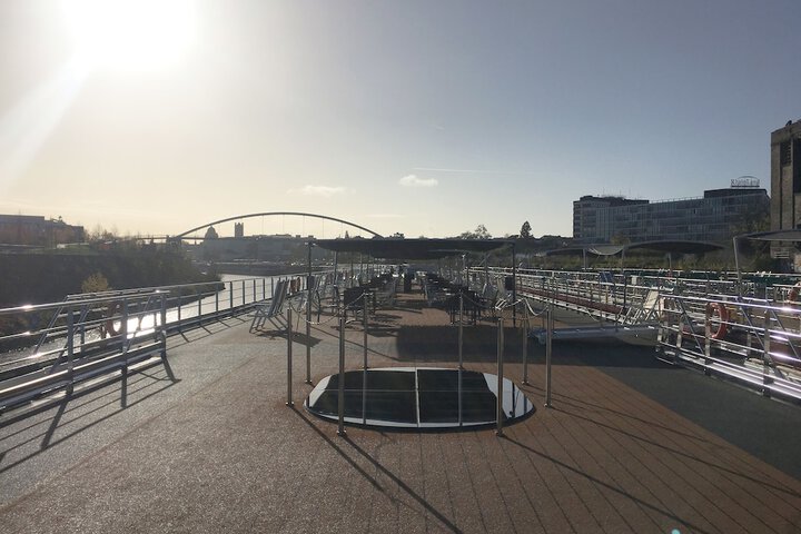 Sundeck 53 of 54