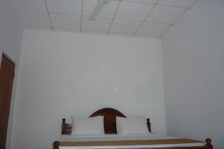Room 15 of 66