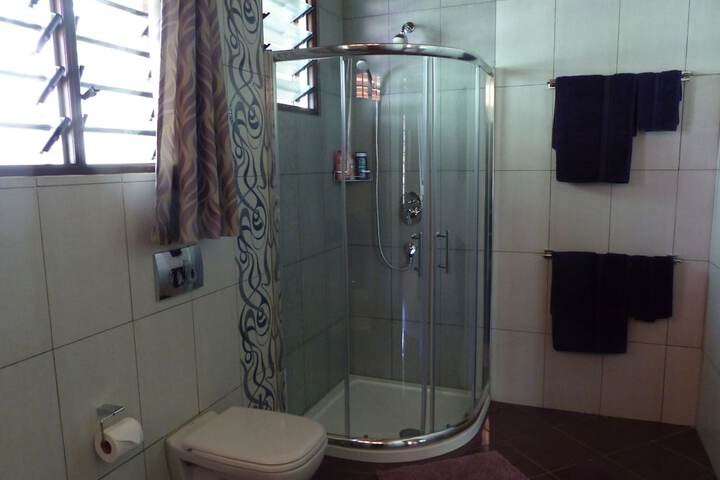 Room 53 of 121