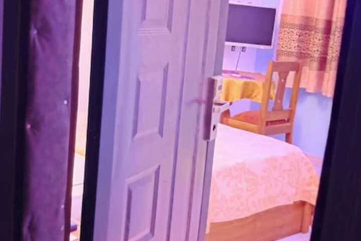 Room 56 of 285