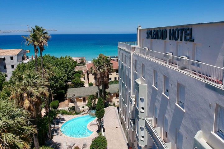 Hotel 55 of 58