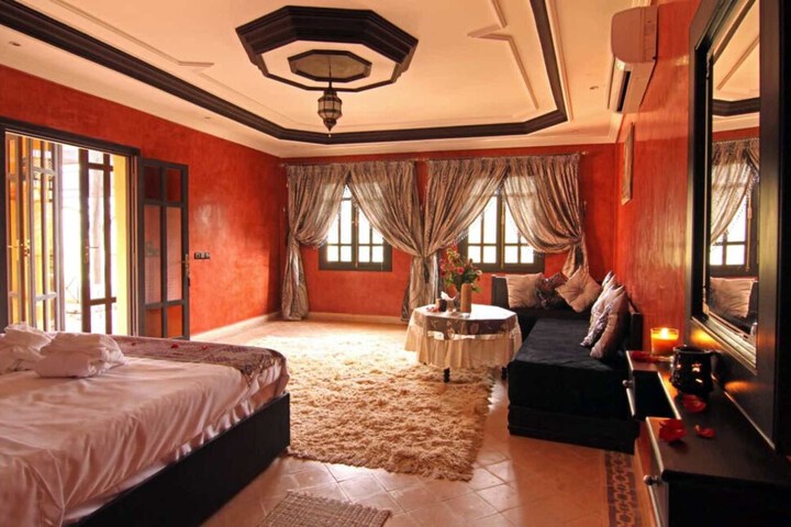 Room 16 of 56