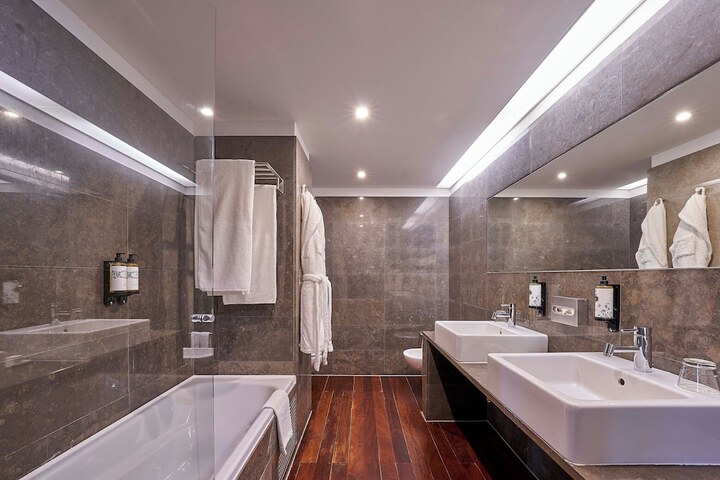 Clean Restrooms
