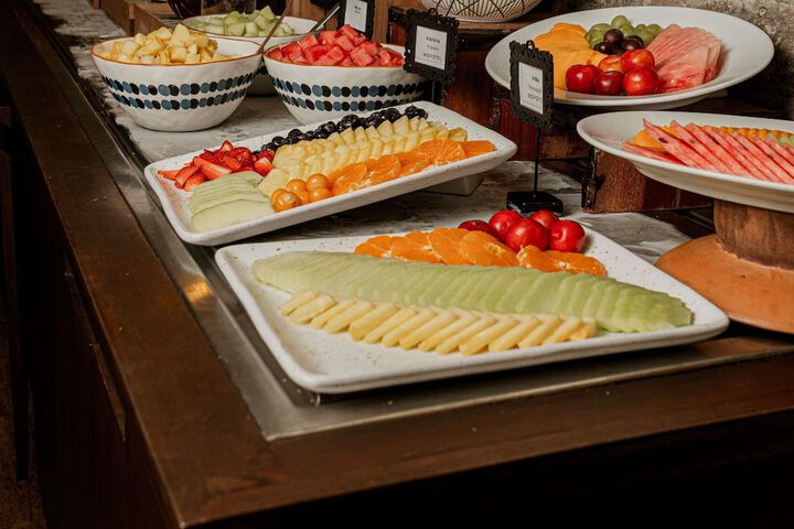 Dining 83 of 135
