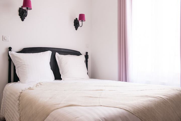 Room 9 of 49