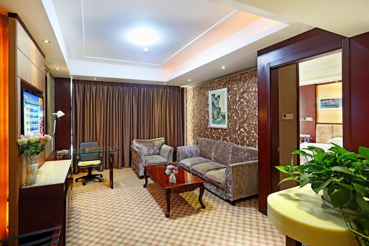 Room 21 of 44