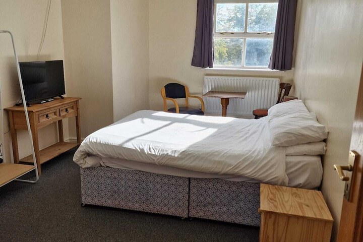 Room 11 of 50