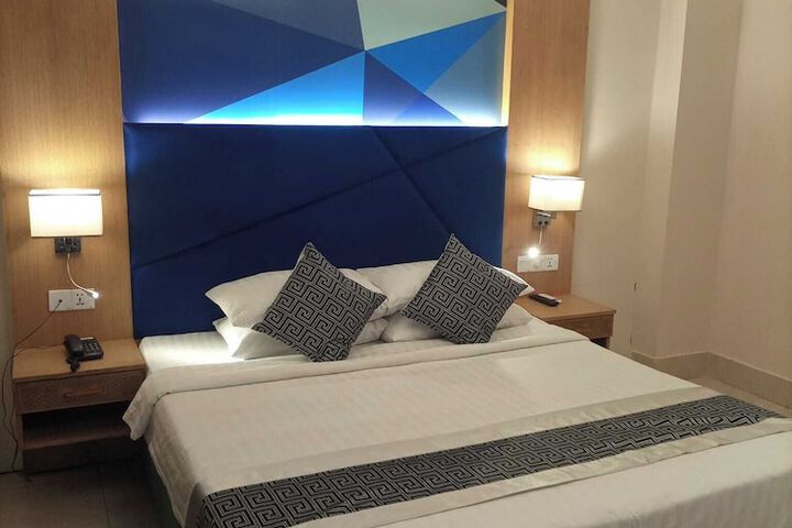 Room 12 of 75