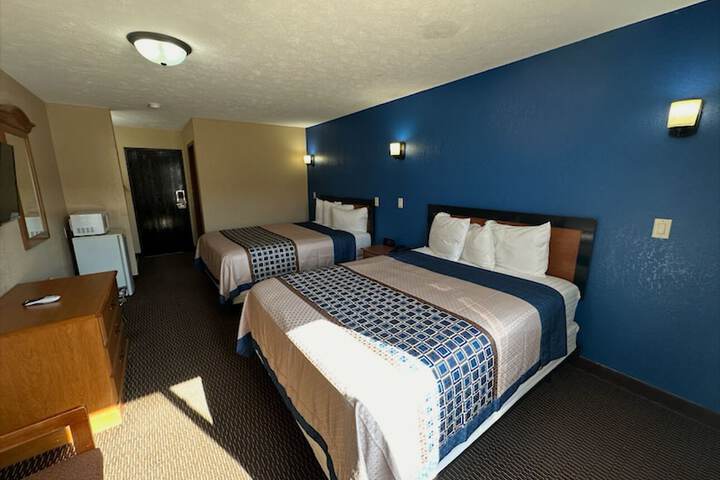 Room 12 of 36