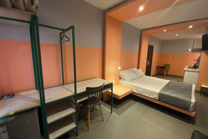 Room 78 of 118