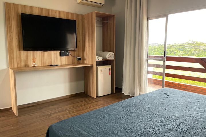 Room 10 of 50