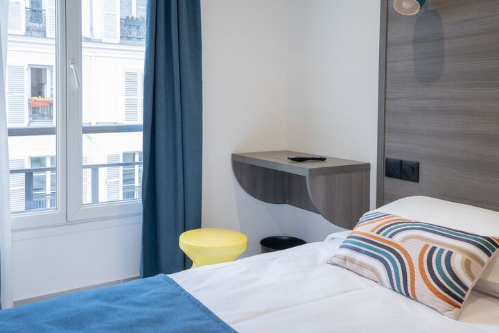 Room 4 of 29