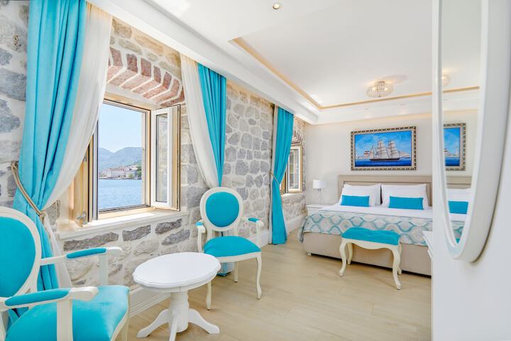 Room 15 of 58