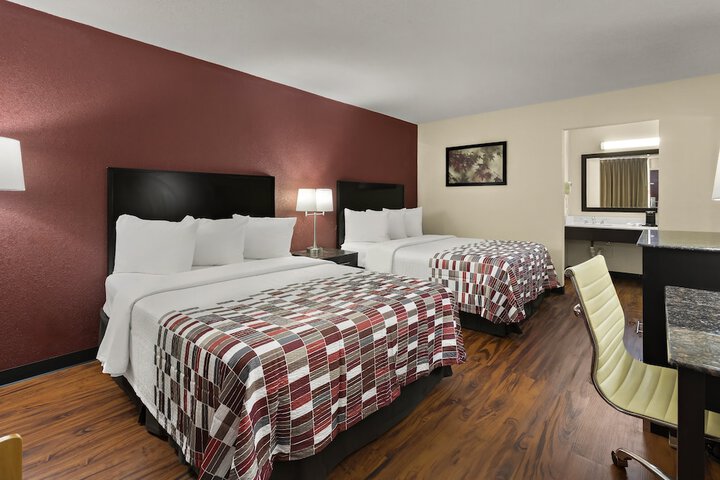 Deluxe 2 Queen Beds Second Floor (15 of 16)