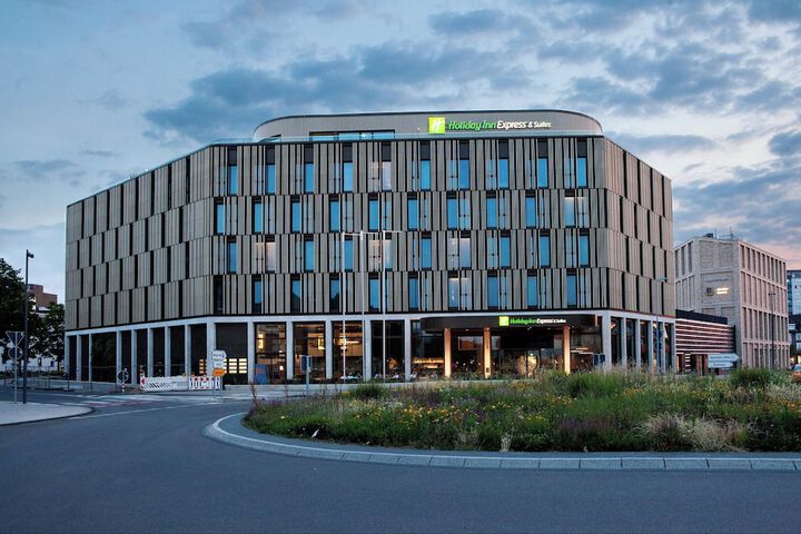 Holiday Inn Express &  Suites Monheim Am Rhein by IHG in Monheim