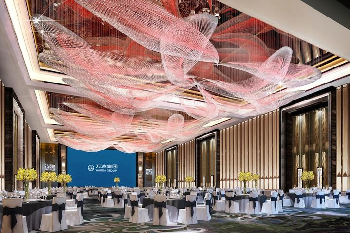 Ballroom/Hall 38 of 42