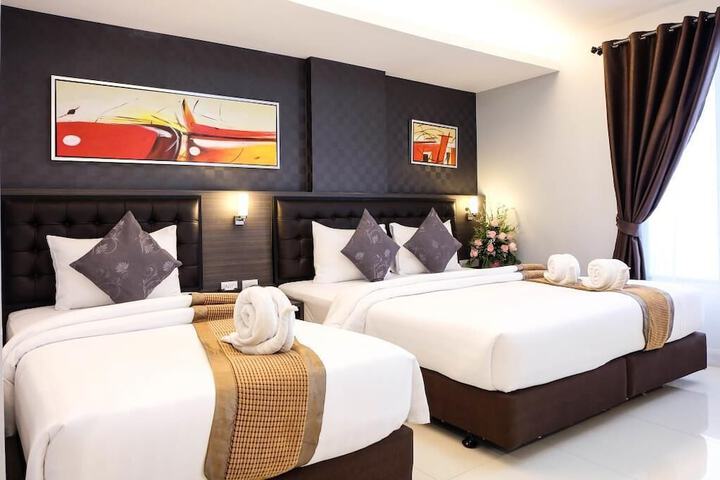 Room 44 of 90
