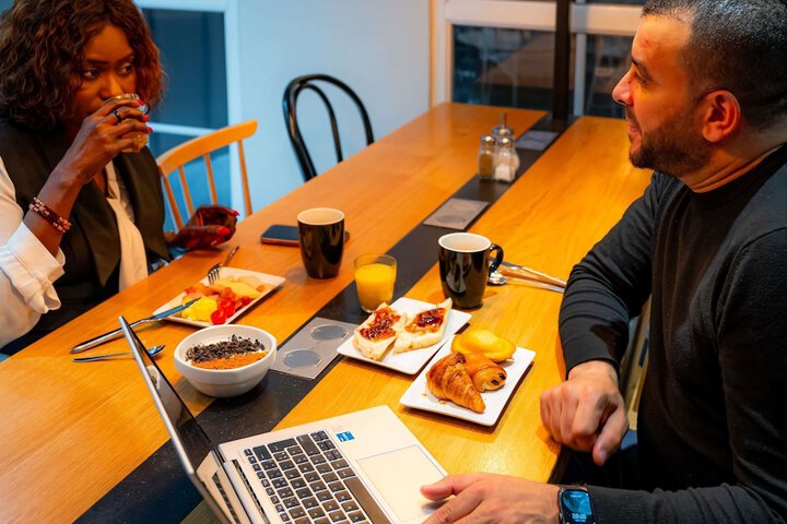 Breakfast area