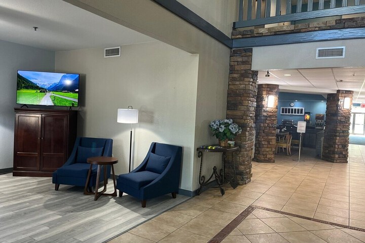 Hotel Interior 7 of 45