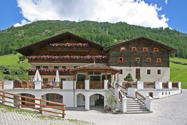 Hotel Rainhof in Senales
