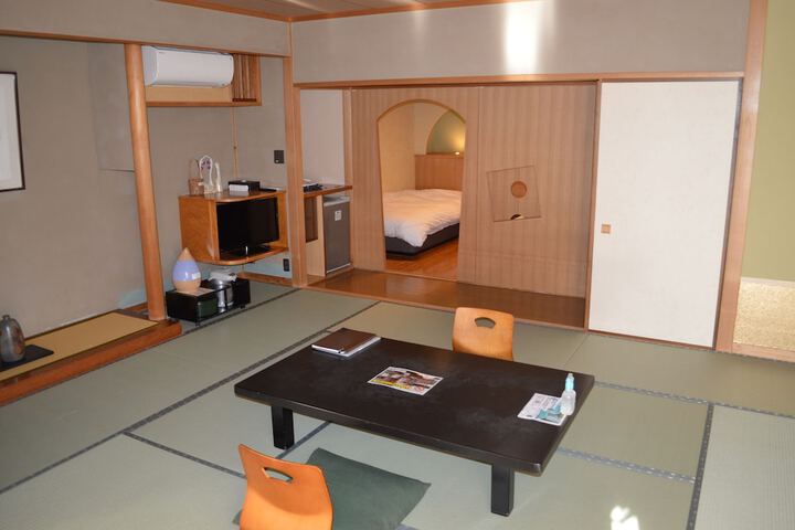 Room 17 of 67