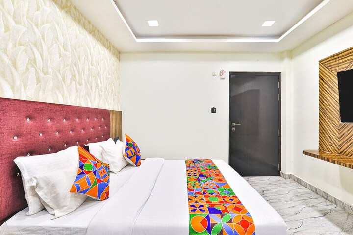 Room 17 of 26
