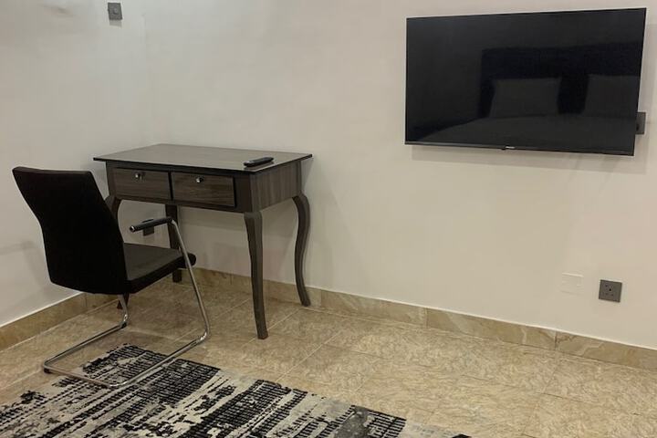 Room 18 of 23