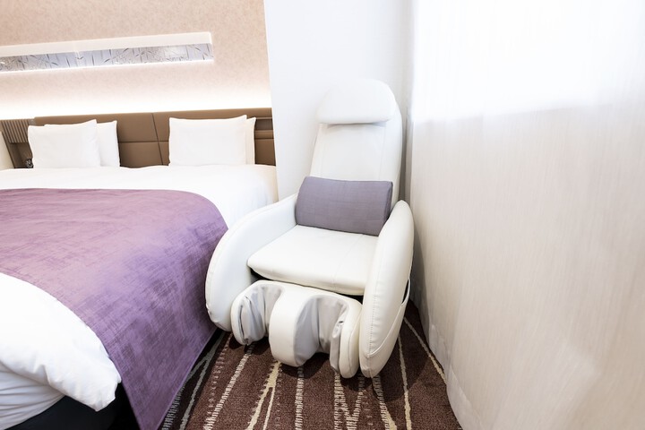 Room 7 of 35