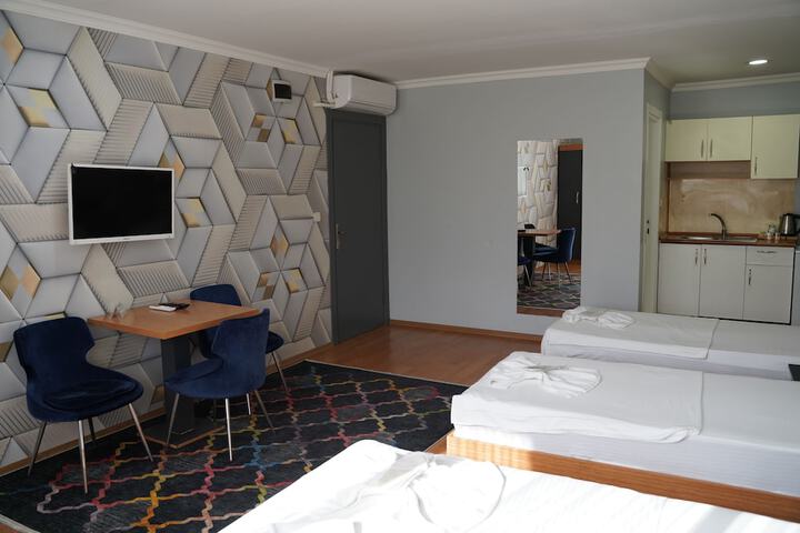 Room 15 of 52