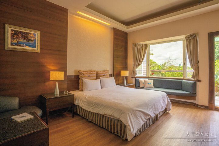 Room 105 of 263