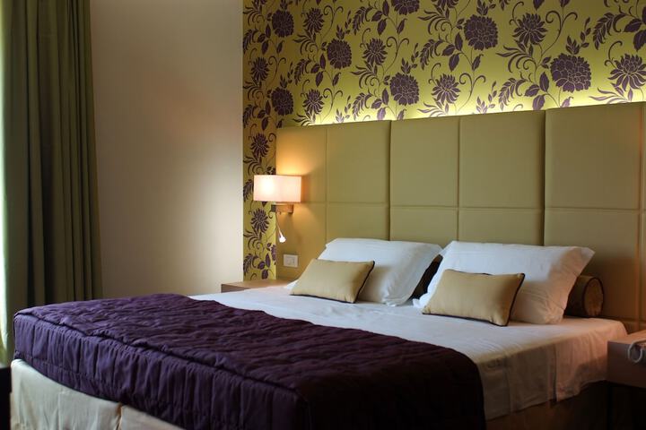 Room 12 of 54
