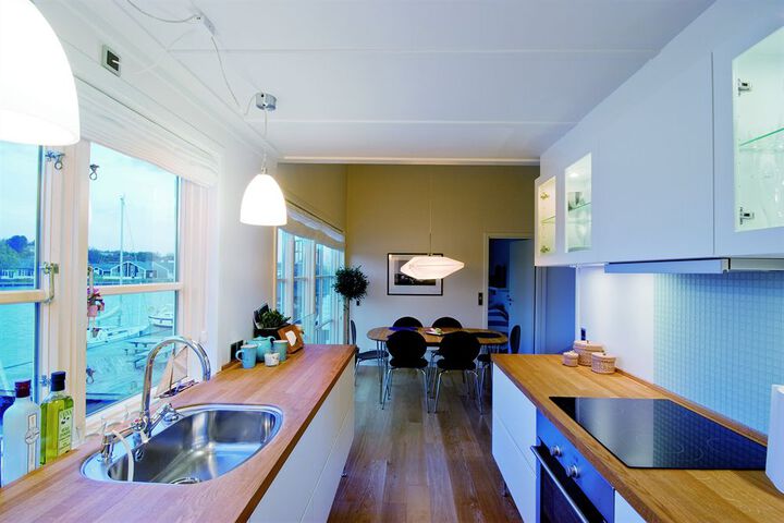 Room 21 of 53