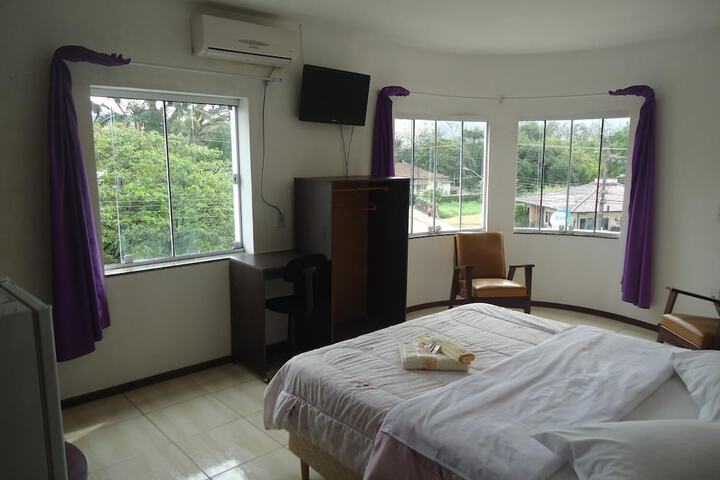 Room 18 of 32