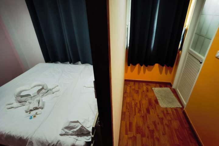 Room 38 of 73