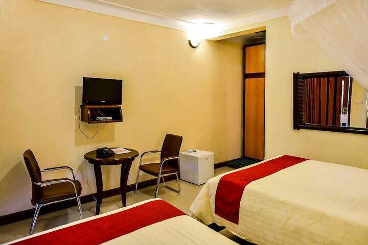 Room 5 of 35