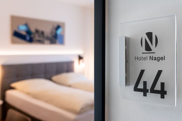 Room 15 of 52