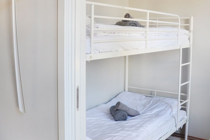 Room 45 of 138