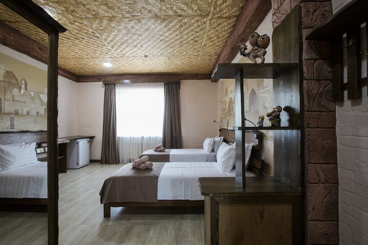 Room 7 of 91
