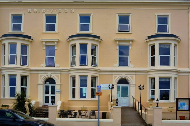 Four Saints Brig Y Don Hotel in Llandudno