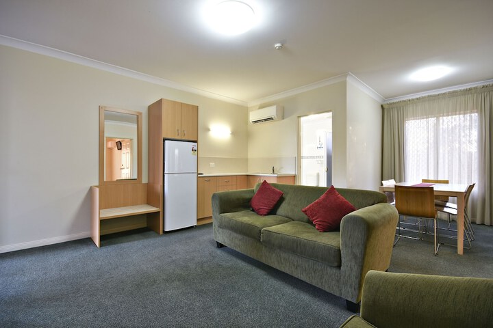 Room 25 of 46