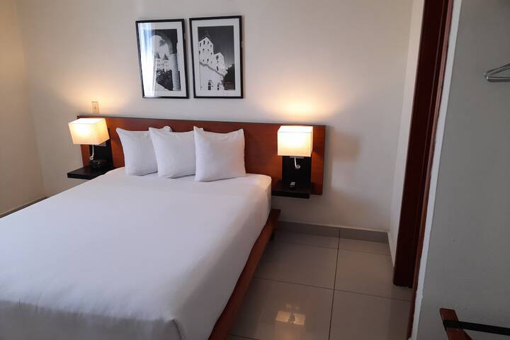 Room 6 of 51